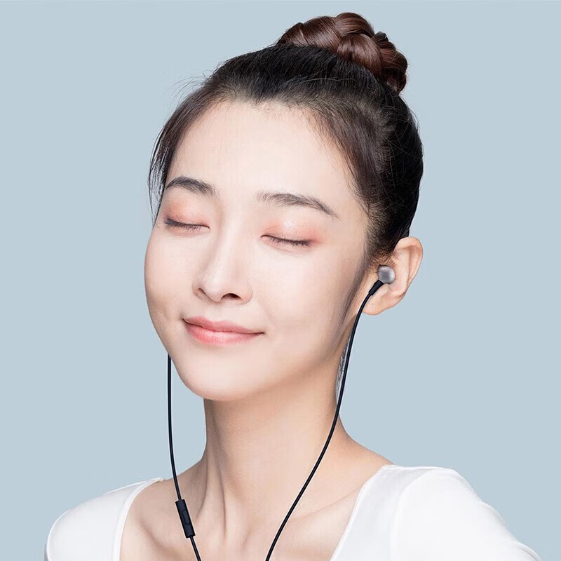 หูฟัง Xiaomi Capsule รุ่น Pist - Outdoor Power Outlet Waterproof บทวิจารณ์และราคา